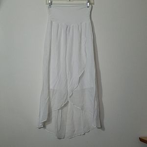 CLOSING NWOT White Skirt